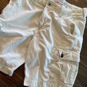 Men’s white soft cotton shorts sz32